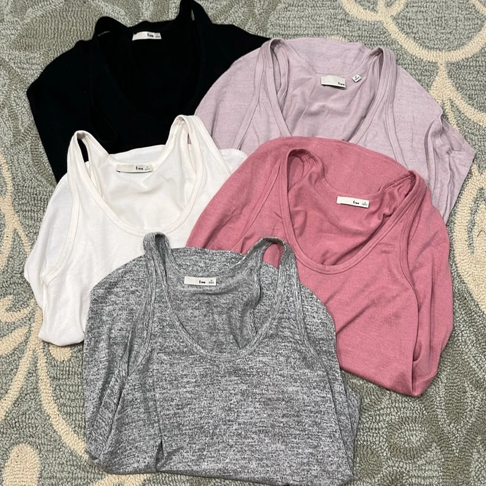 5 Wilfred Free Vonnahme Tanks - Picture 1 of 10